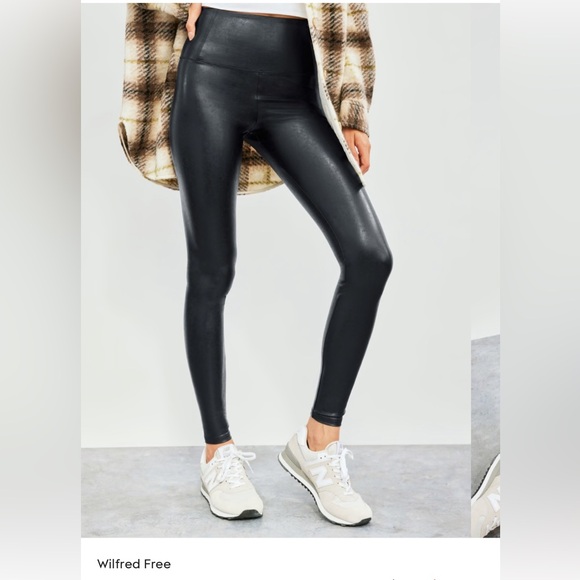 Aritzia Wilfred Daria pant, rich mocha brown faux leather size XS NWT - Picture 2 of 8